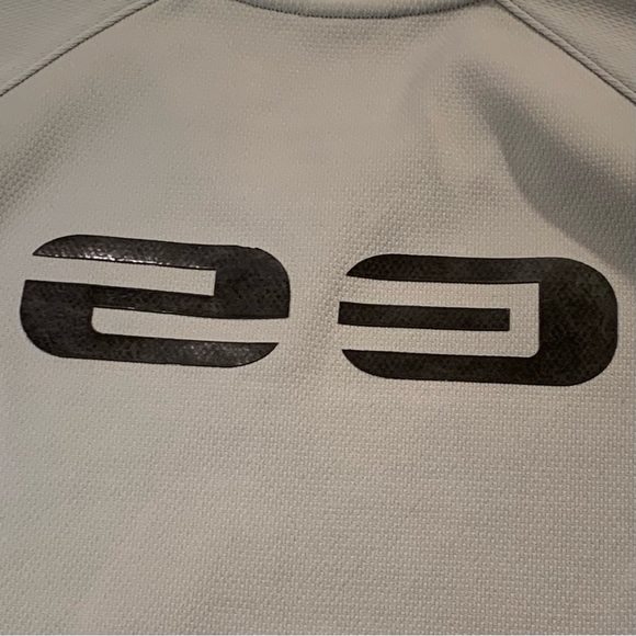 🏀AIR JORDAN JUMPMAN 23 RUBBERIZED LOGO GREY SLEEVELESS JERSEY MENS SIZE LARGE🏀 - Picture 5 of 9